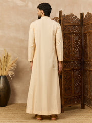 Men’s Cream Thobe with Mandarin Collar and Front Detailing