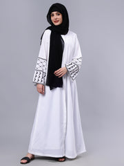 Front Open White Kefiyyeh Embroidery Abaya with Black Hijab