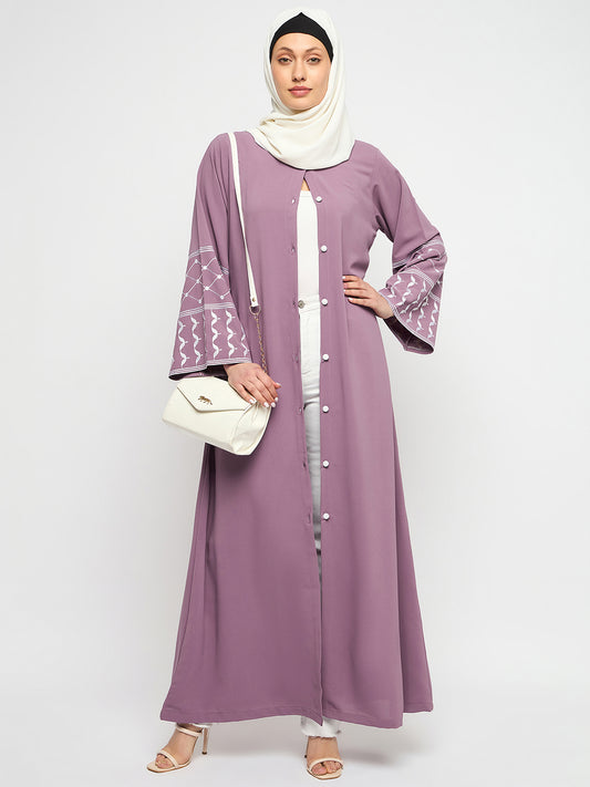 Front Open Kefiyyeh Embroidery Abaya with Black Hijab