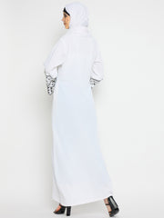 Kefiyyeh Embroidery White Abaya for Umrah/Hajj with Black Hijab