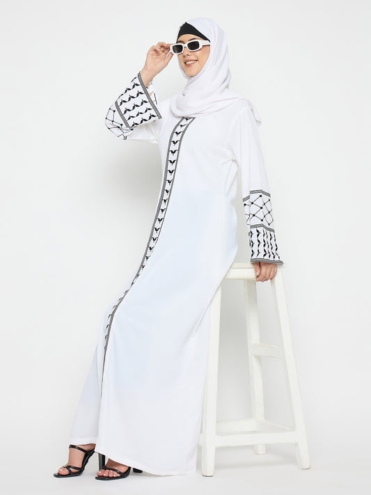 Kefiyyeh Embroidery White Abaya for Umrah/Hajj with Black Hijab