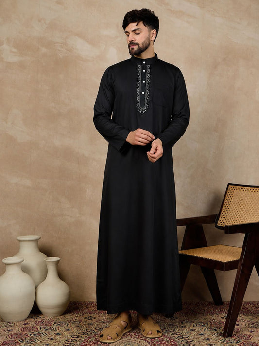 Black Embroidered Men’s Arabic Thobe /Jubba