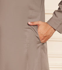 Men’s Grey Thobe with Contrast Hood and Button Placket