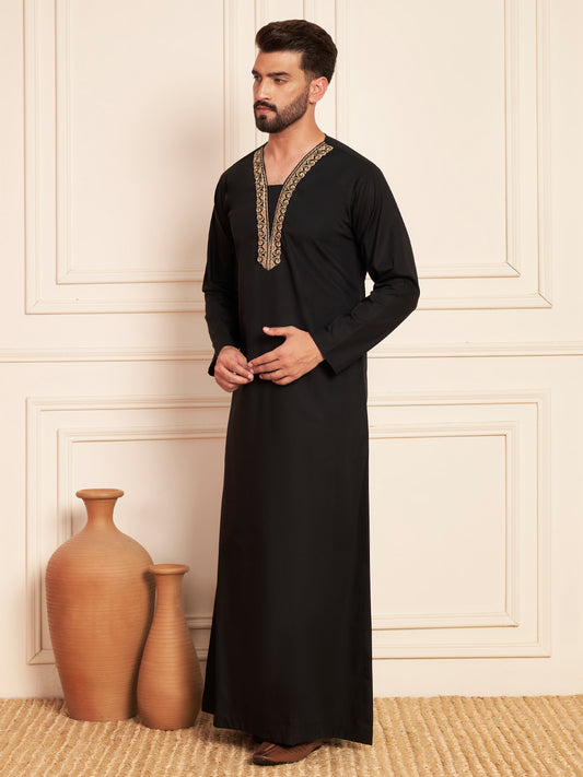 Black Embroidered Arabic Thobe for Men