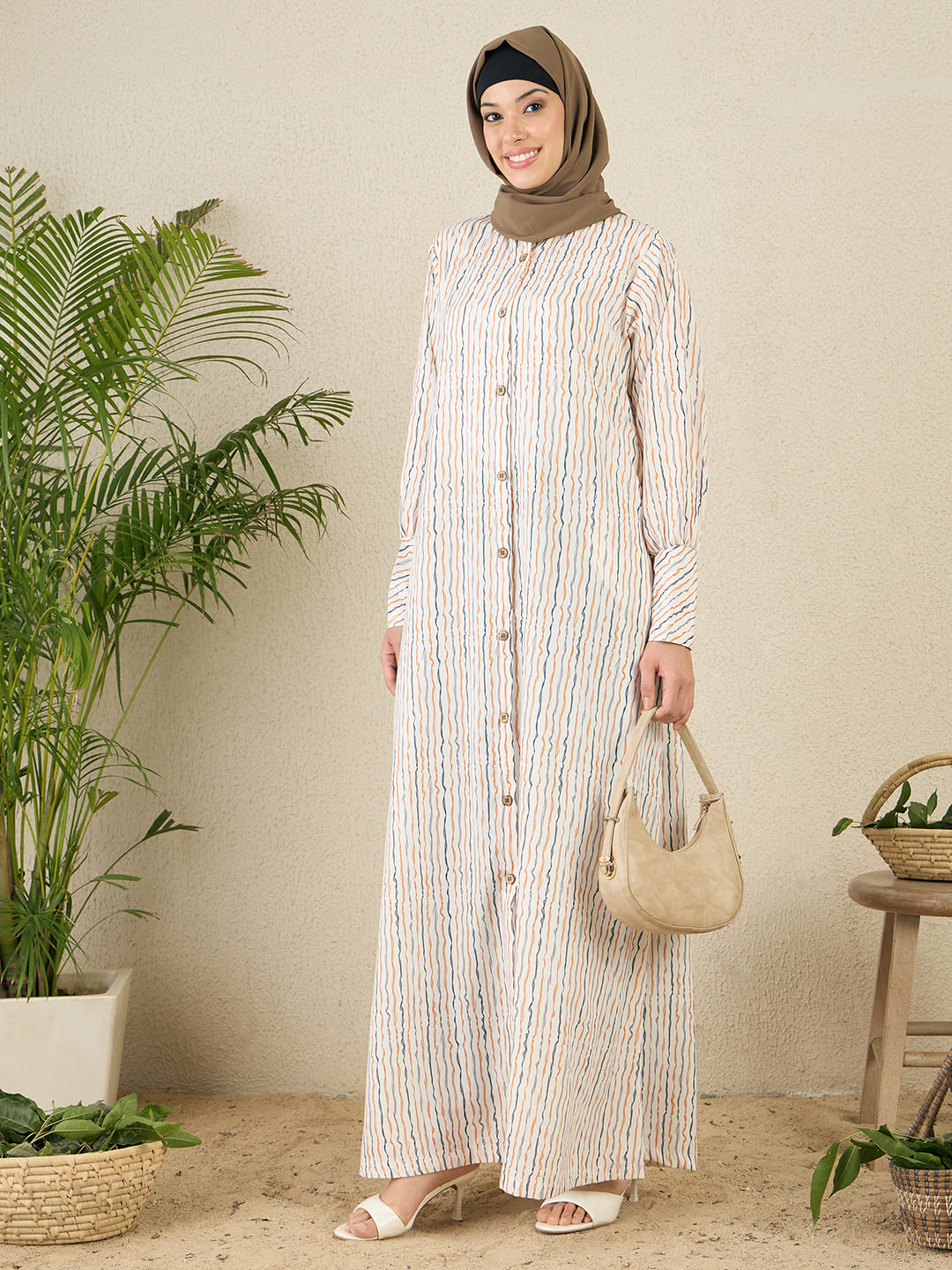 Striped Printed Front Open Abaya with Black Hijab