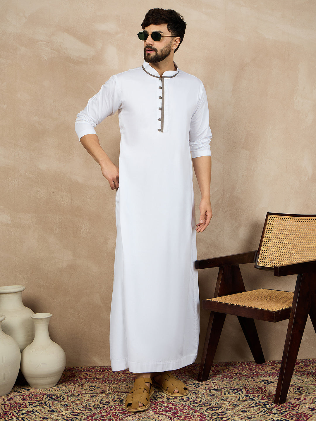 White Solid Cotton Mandarin Collar Arabic Thobe with Grey Piping Design For Men