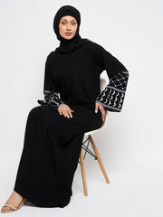 Black Kefiyyeh Comfotable Embroidery Abaya With Black Hijab