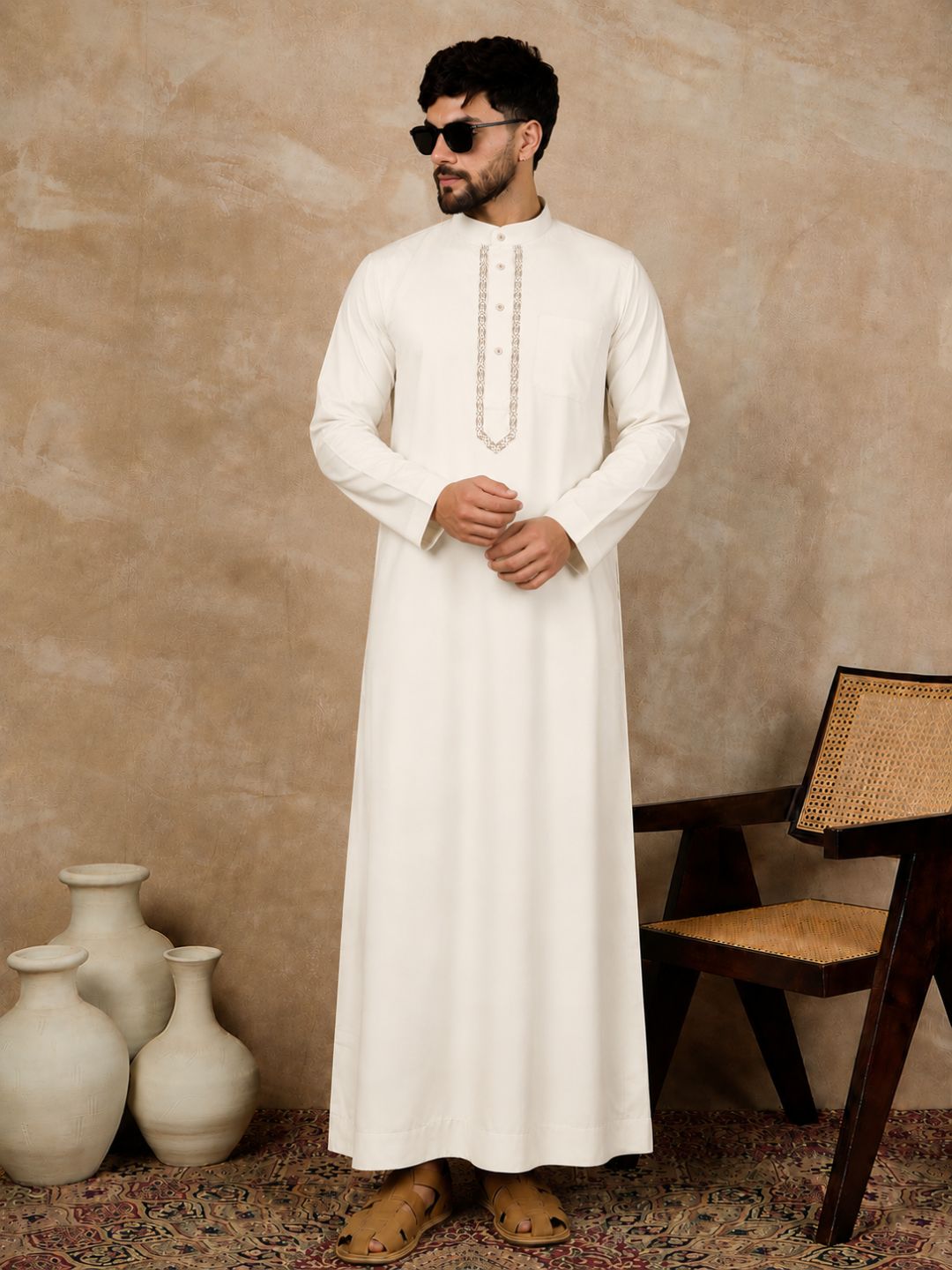 Off White Embroidered Men’s Arabic Thobe /Jubba